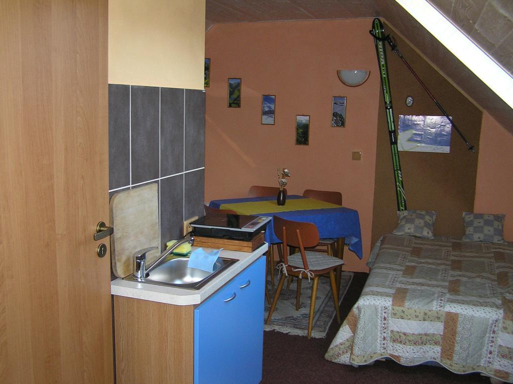 Apartman Muza Cerveny Potok Phòng bức ảnh